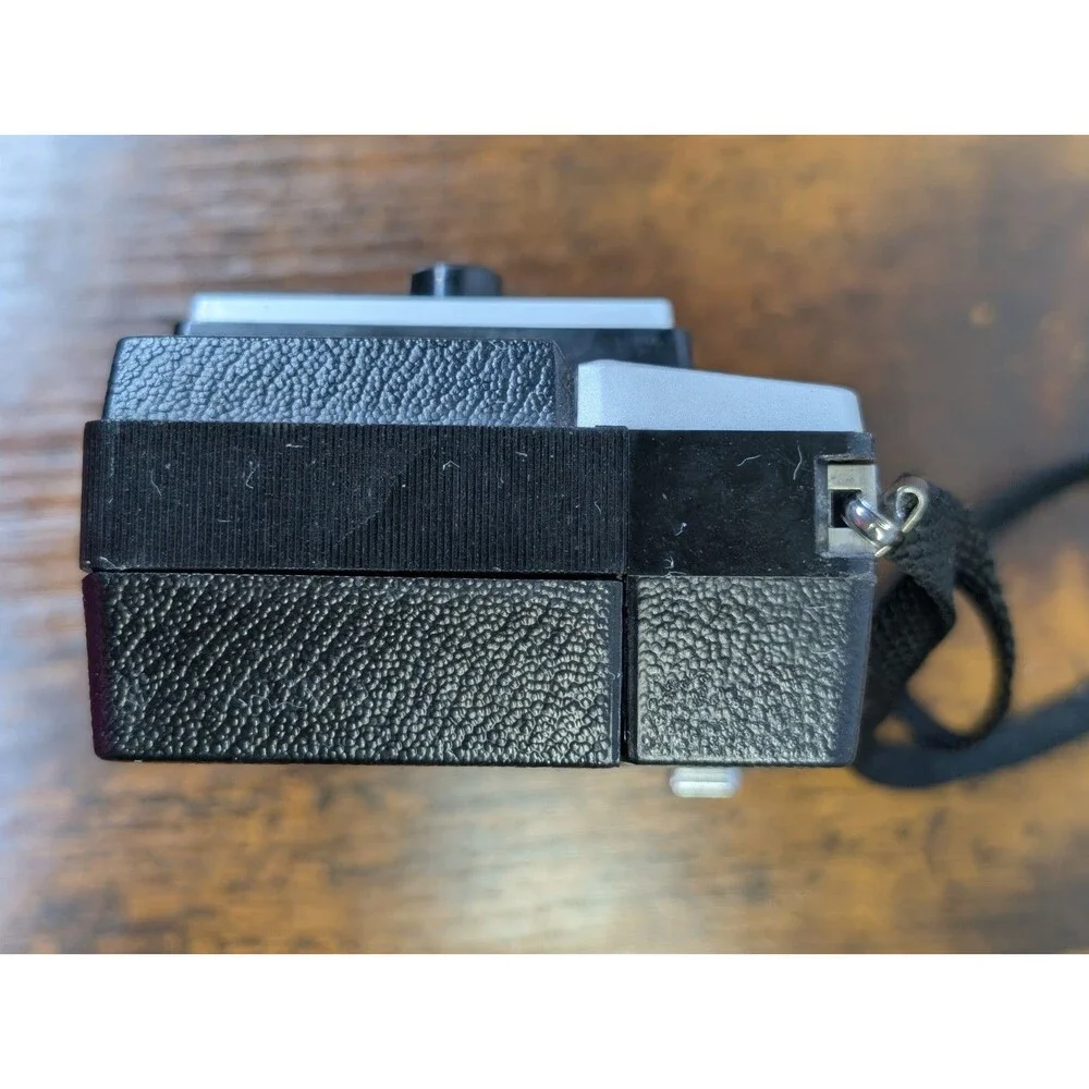 Vintage Kodak Instamatic X-30 126 Film Camera Point Shoot Made USA Black Retro